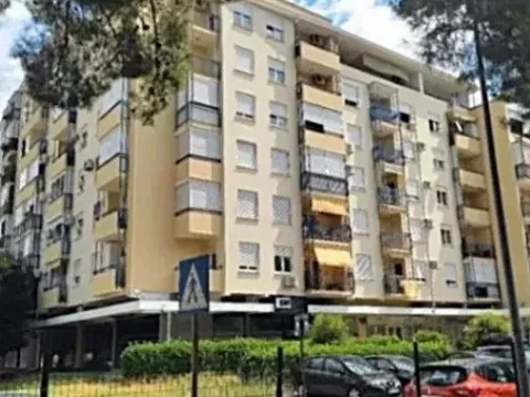 One Bedroom Apartment for Rent, 40m2, Blok 6, Podgorica One Bedroom Apartment for Rent, 40m2, Blok 6, Podgorica