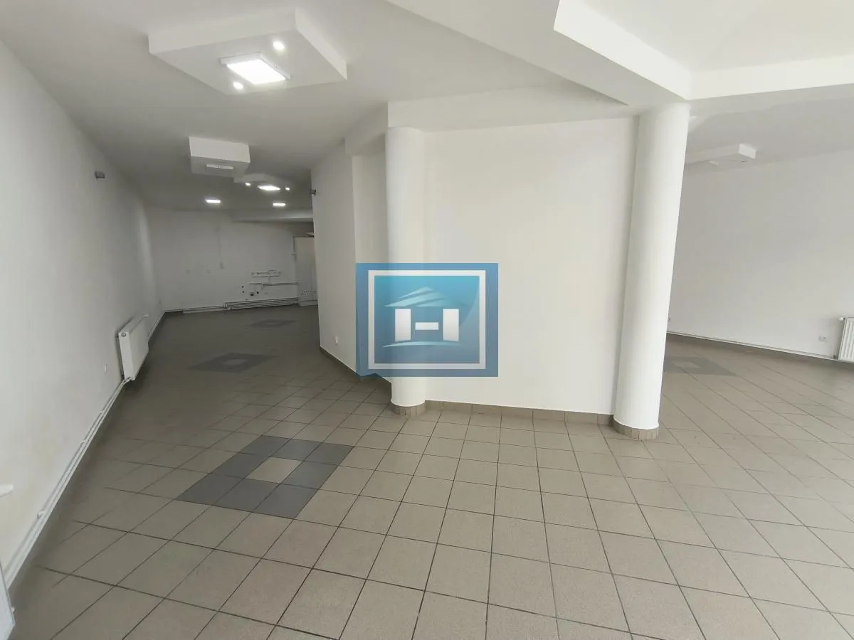 Rent, office space, 130m², Centar, Ćuprija