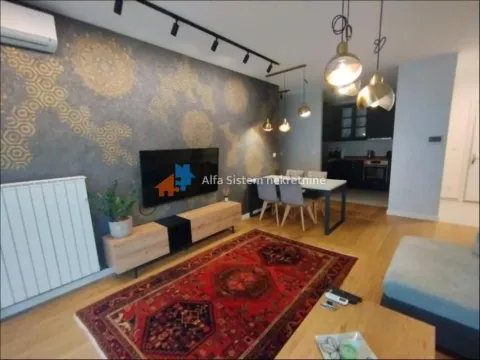 Izdavanje, trosoban stan, 88m², Trošarina, Voždovac Sve Podlokacije