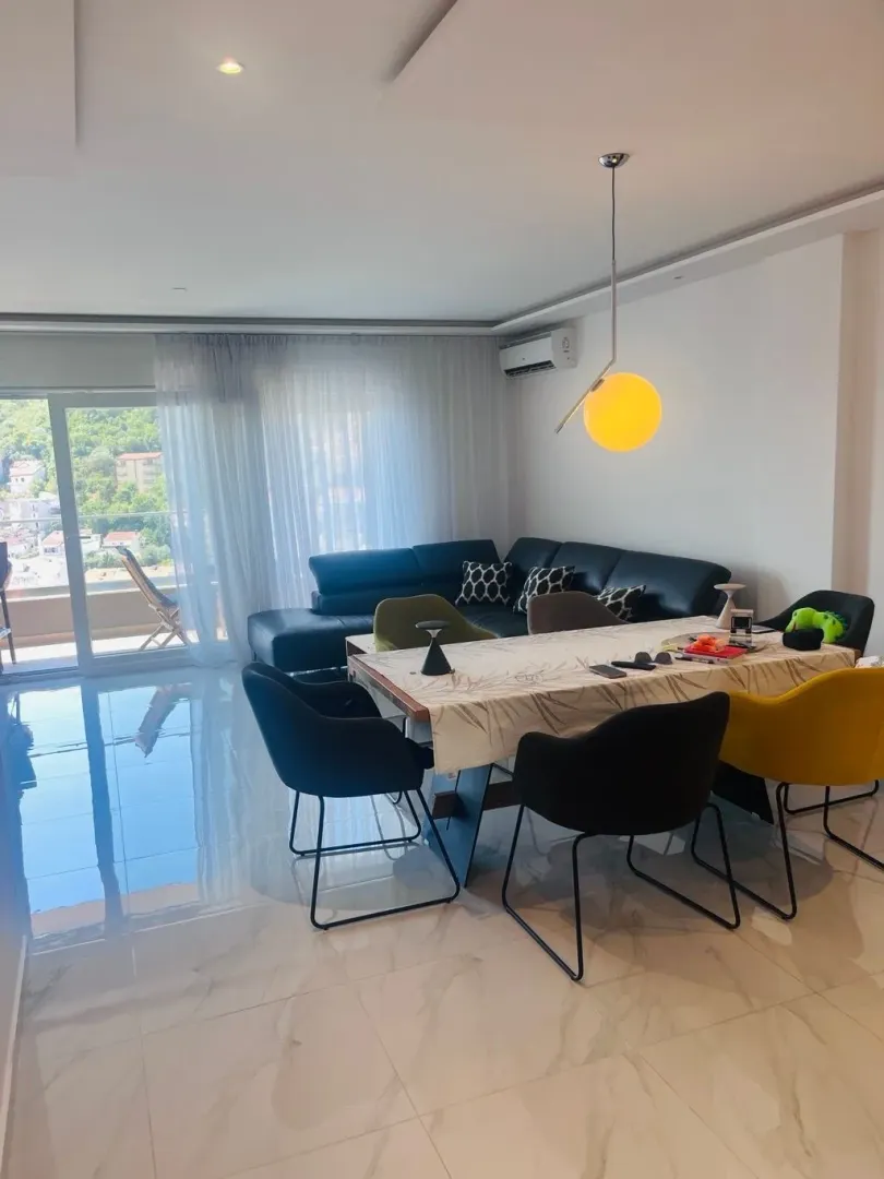 Sale, three bedroom apartment, 104m², Bijeli Do, Budva