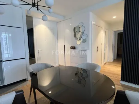 Izdavanje, trosoban stan, 84m², Savski Venac, Beograd - image 8