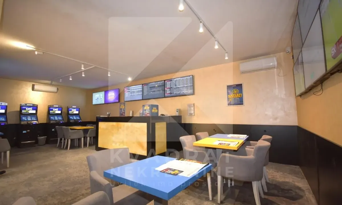 Rent, office space, 80m², Zlatica, Podgorica