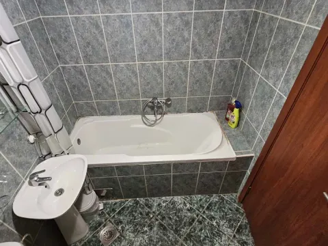 Prodaja, jednosoban stan, 45m², Stari Aerodrom, Podgorica - image 5
