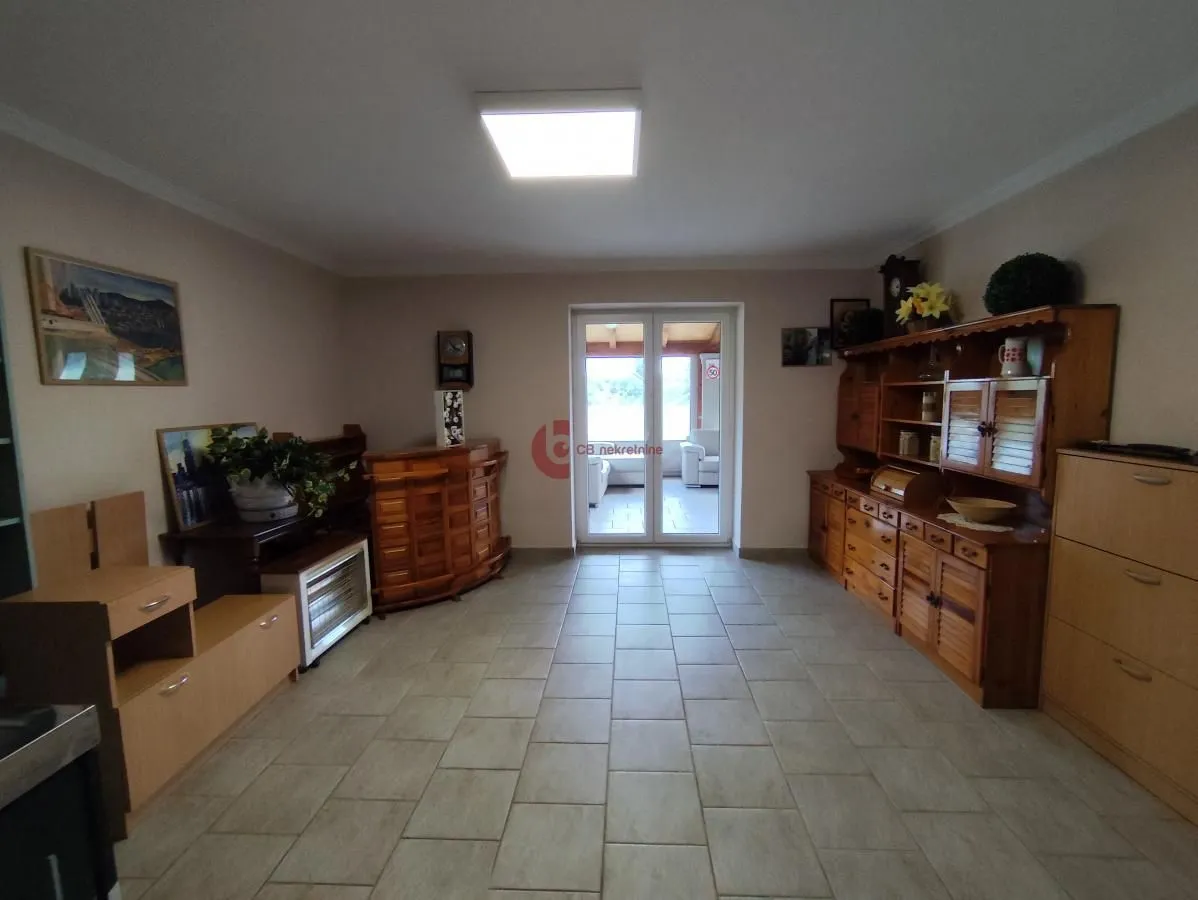 Prodaja, kuća, 450m², Makova Sedmica, Subotica