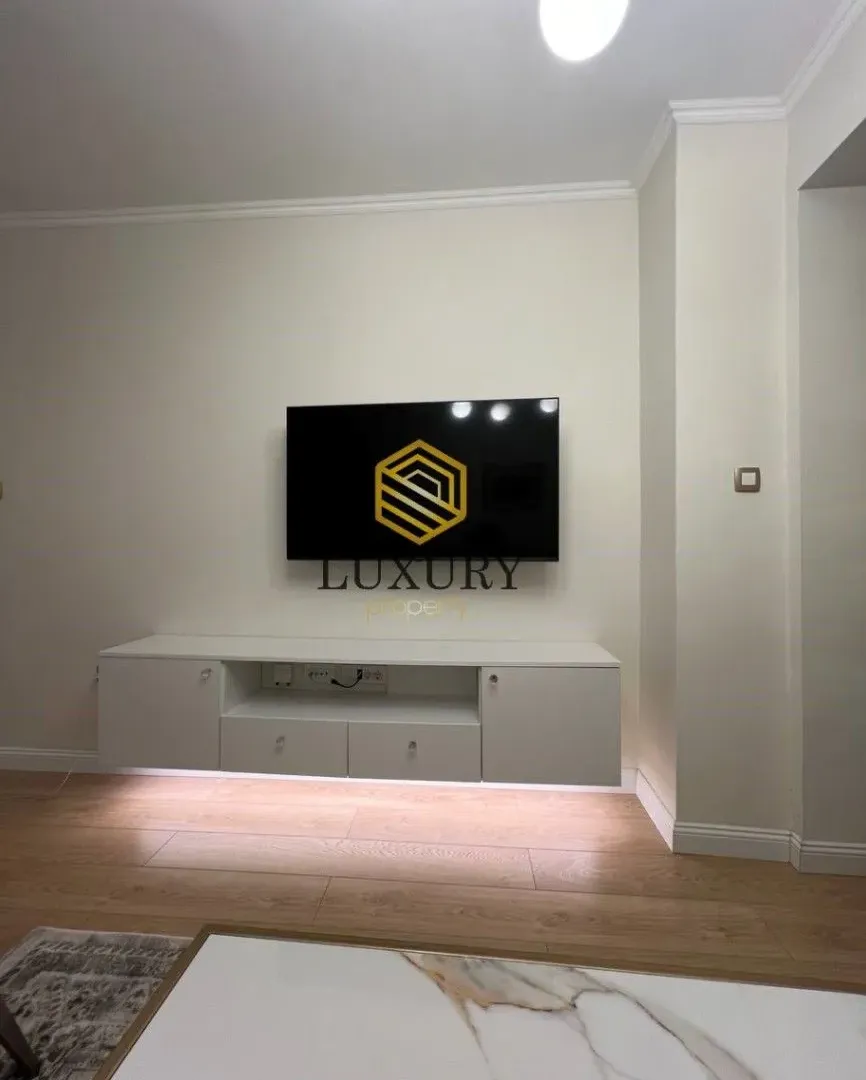 Izdavanje, dvosoban stan, 64m², Preko Morače, Podgorica