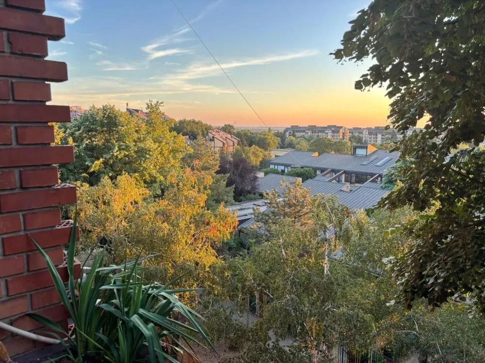 Izdavanje, dvosoban stan, 59m², Cerak Vinogradi, Beograd