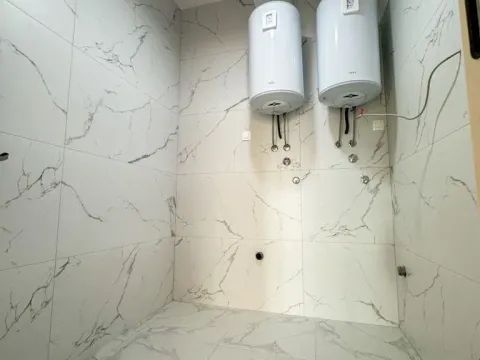 Izdavanje, dvosoban stan, 116m², Stari Aerodrom, Podgorica - image 11