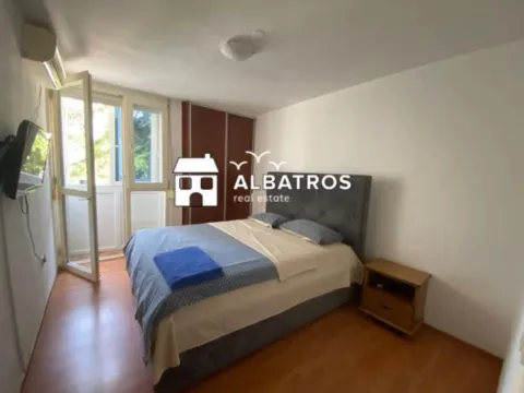 Izdavanje, jednosoban stan, 77m², Centar, Bar - image 8