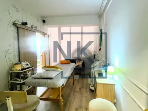 Rent, office space, 172m², 1 maj, Podgorica - image 9