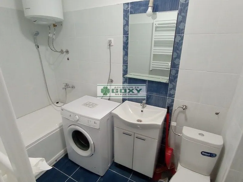 Sale, three bedroom apartment, 67m², Altina, Beograd