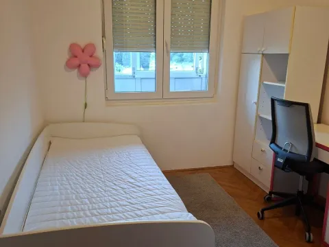 Rent, two bedroom apartment, 76m², Preko Morače, Podgorica - image 10