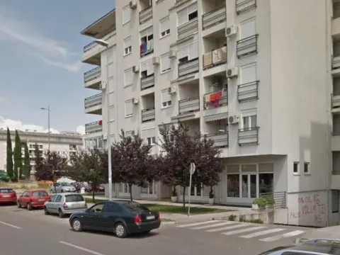 Rent, two bedroom apartment, 75m², Blok 9, Podgorica - image 1