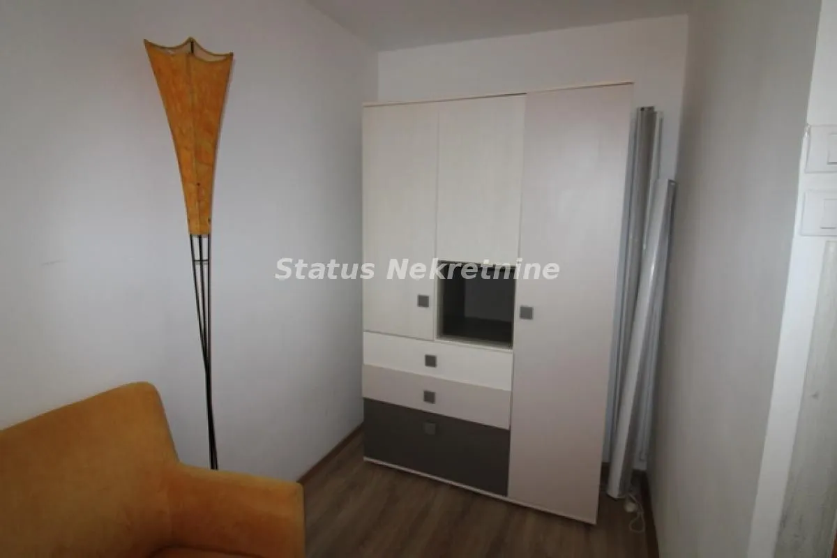 Izdavanje, dvosoban stan, 52m², Liman 3, Novi Sad Sve Podlokacije