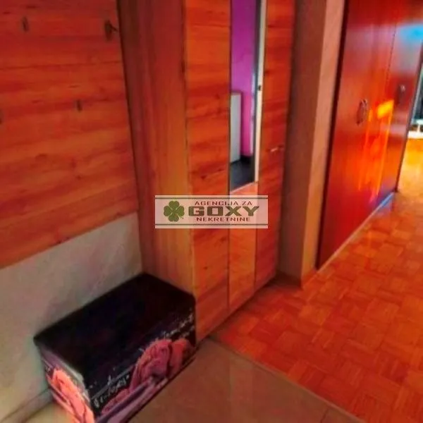 Prodaja, dvosoban stan, 75m², Novi Beograd Blok 61, Novi Beograd Sve Podlokacije