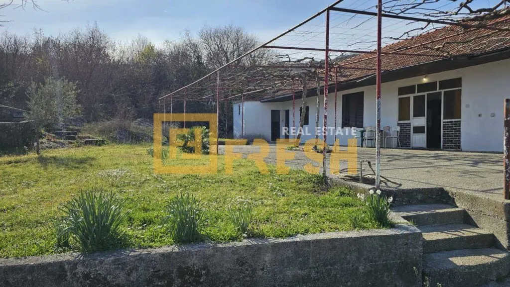 Prodaja, kuća, 80m², Beri, Podgorica