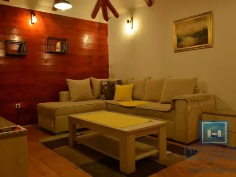 Prodaja, kuća, 228m², Velike Pčelice, Kragujevac - image 26