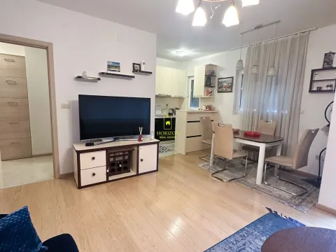 Izdavanje, dvosoban stan, 75m², City Kvart, Podgorica - image 3