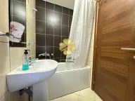 Izdavanje, jednosoban stan, 55m², City Kvart, Podgorica - image 11