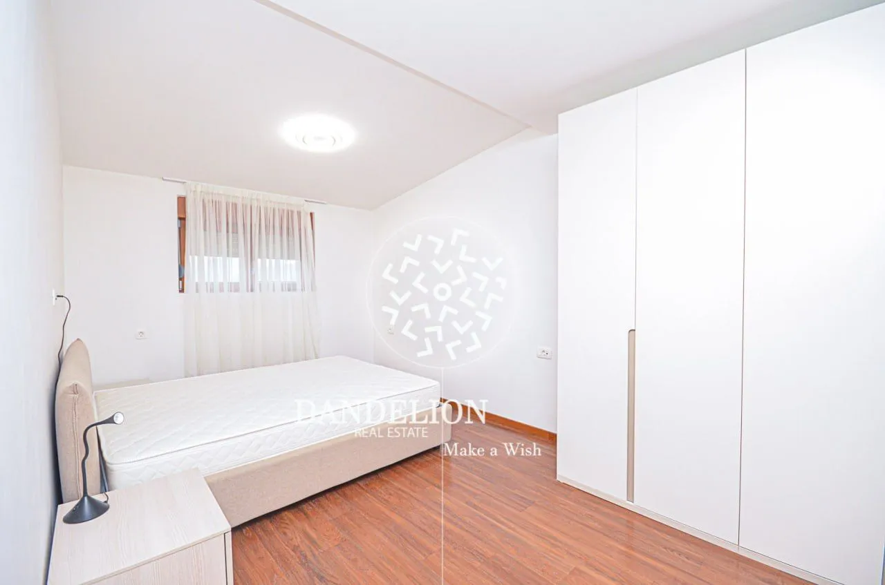 Rent, four bedroom apartment, 136m², Master Kvart, Podgorica
