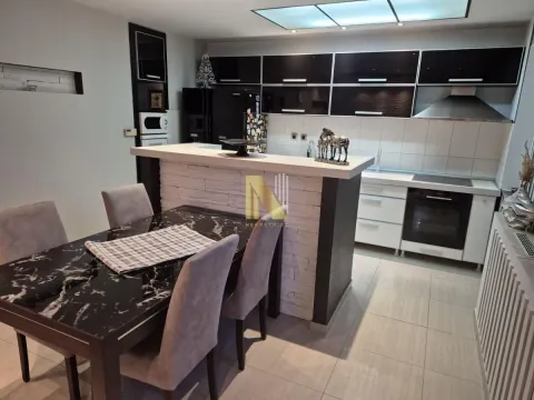 Izdavanje, kuća, 130m², Salajka, Novi Sad Sve Podlokacije - image 2