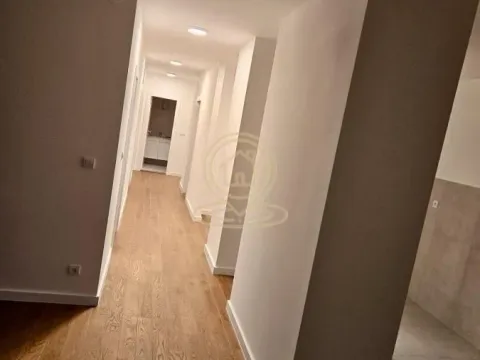 Sale, four bedroom apartment, 130m², Medijana, Niš - image 3