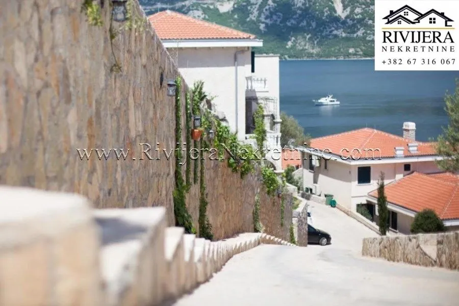 Prodaja, dvosoban stan, 94m², Kostanjica, Kotor