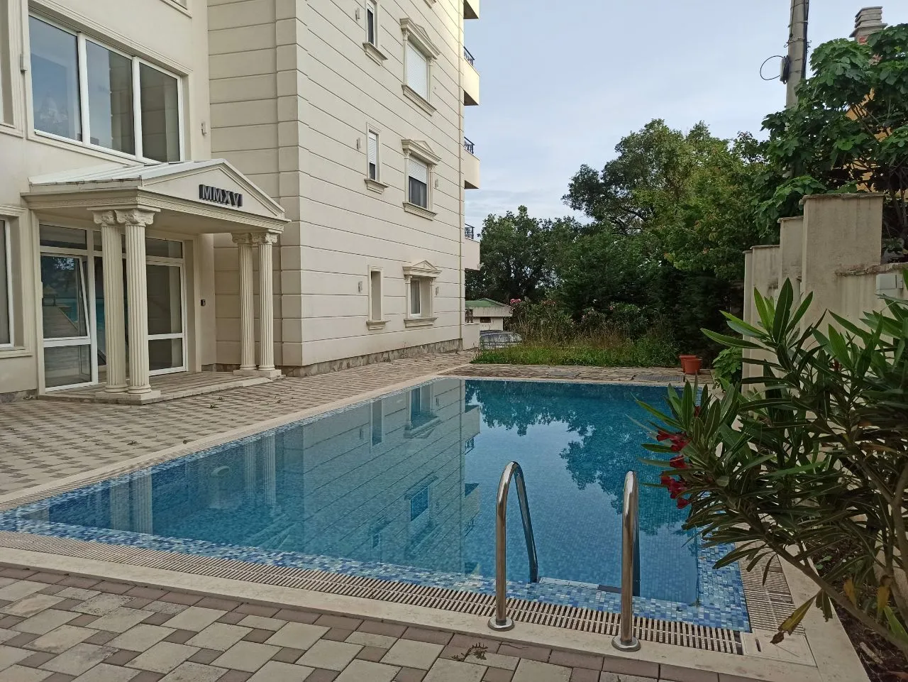 Rent, one bedroom apartment, 28m², Sutomore, Bar