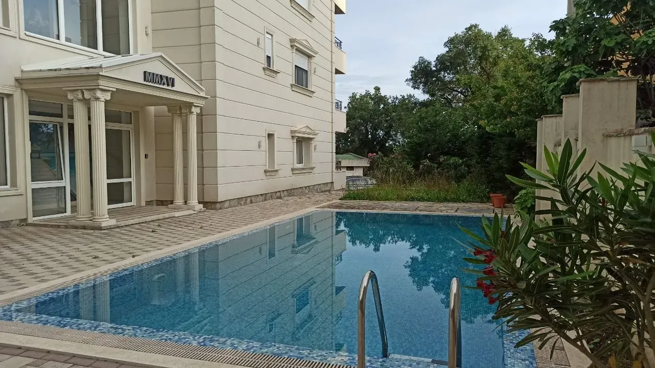 Rent, one bedroom apartment, 28m², Sutomore, Bar