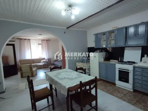 Sale, house, 95m², Novi Bečej, Zrenjanin - image 8