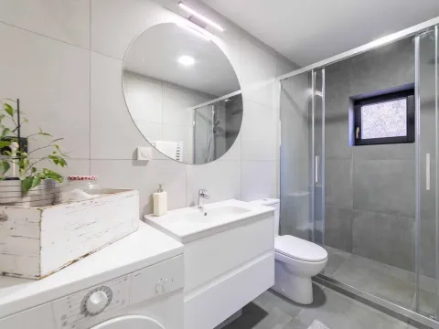 Sale, three bedroom apartment, 122m², Krašići, Tivat - image 14