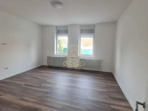 Prodaja, trosoban stan, 70m², Medijana, Niš - image 2