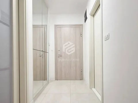 Rent, one bedroom apartment, 49m², Central Point, Podgorica - image 10