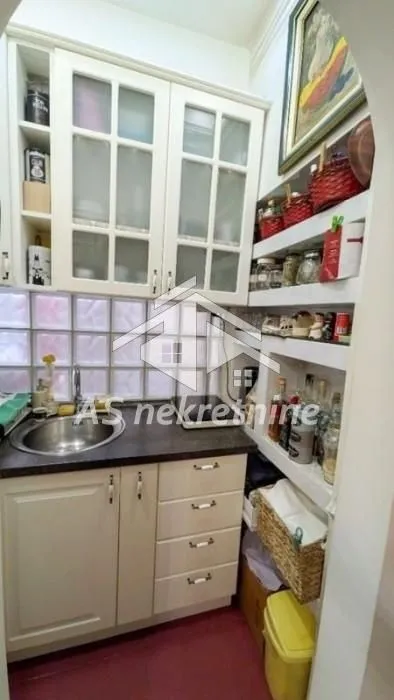 Rent, apartment, 63m², Vračar Sve Podlokacije, Beograd