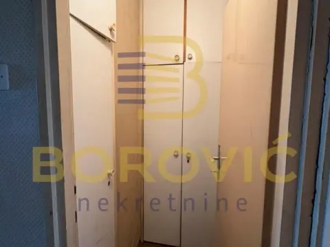 Prodaja, trosoban stan, 94m², Neimar, Vračar Sve Podlokacije - image 17