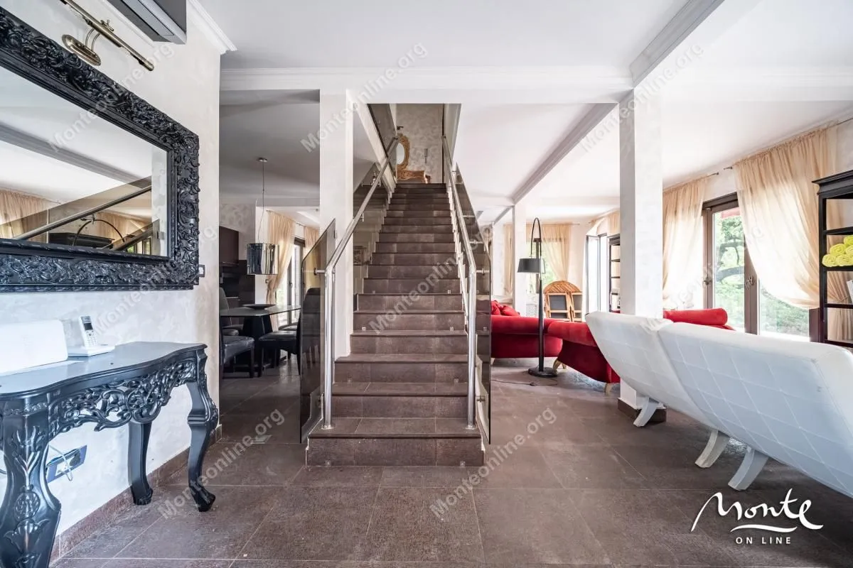Prodaja, kuća, 188m², Sasovići, Herceg Novi