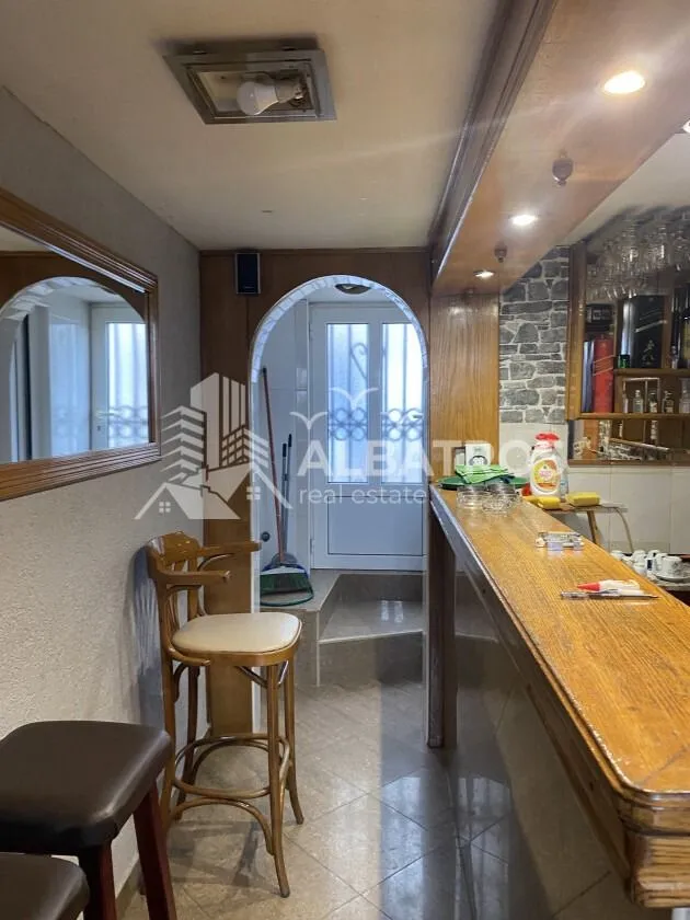 Rent, office space, 32m², Centar, Bar