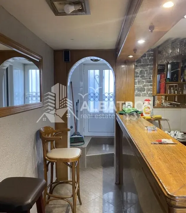 Rent, office space, 32m², Centar, Bar