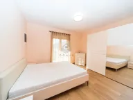 Prodaja, kuća, 200m², Rogami, Podgorica - image 18