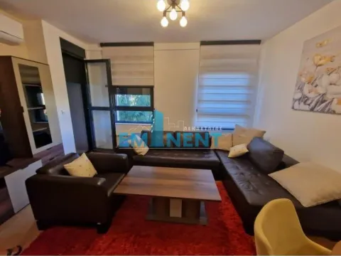 Stan in Južni Bulevar