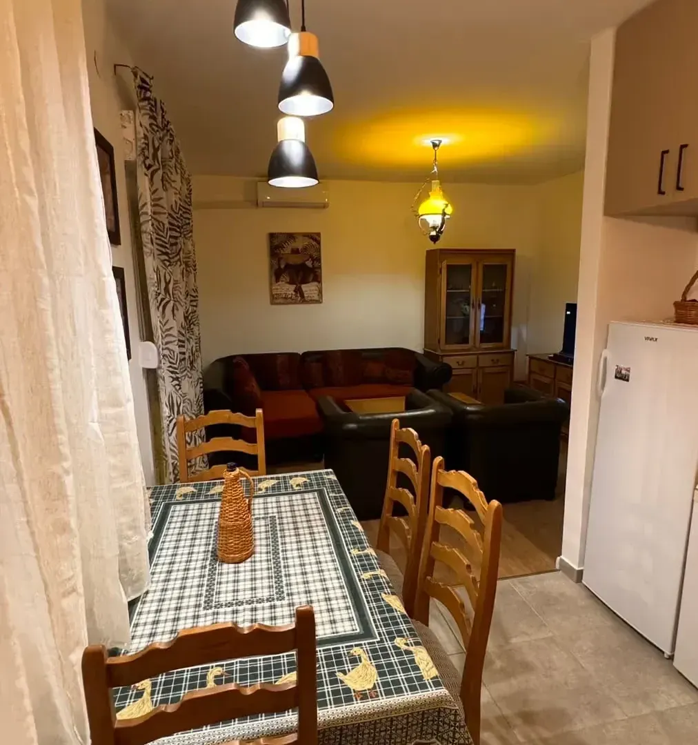 Rent, apartment, 87m², Tivat, Crna Gora