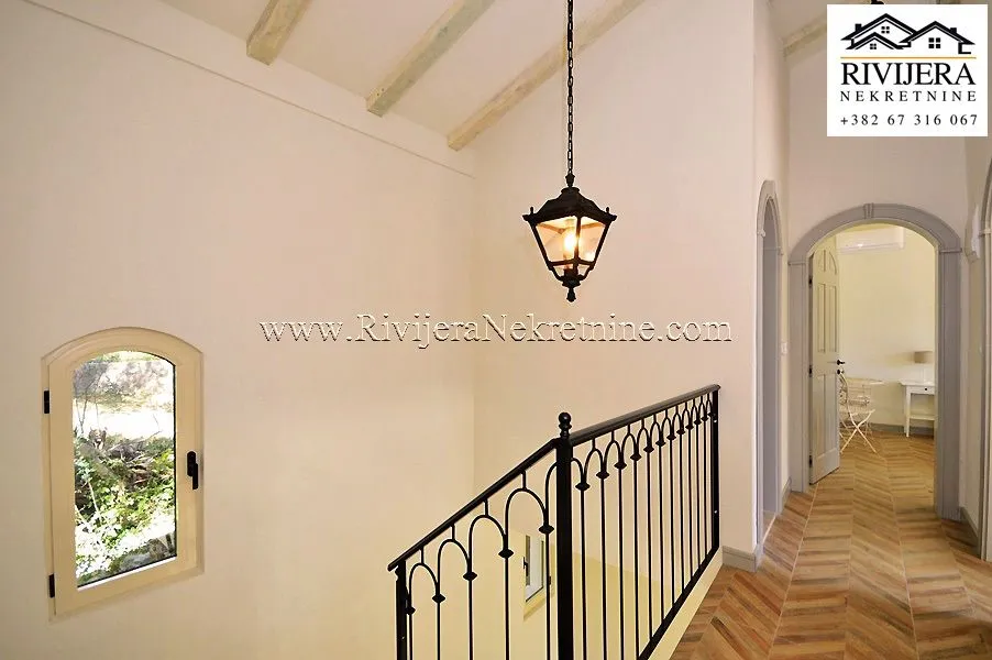 Prodaja, kuća, 184m², Baošići, Herceg Novi