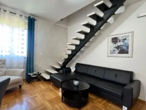 Prodaja, dvosoban stan, 73m², Podgorica, Crna Gora - image 2