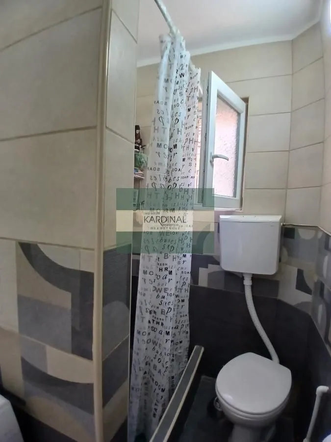 Prodaja, kuća, 226m², Tavrića obori, Jagodina