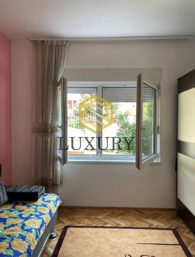 Rent, house, 200m², Stari Aerodrom, Podgorica