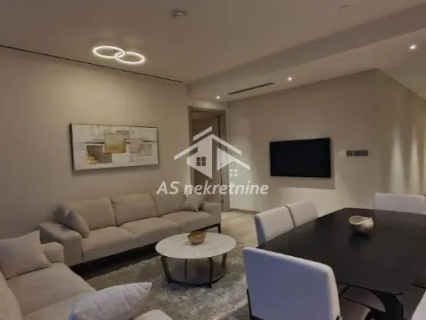 Izdavanje, trosoban stan, 90m², Savski Venac, Beograd - image 2