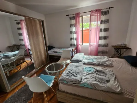 Rent, apartment, 90m², Kotor, Crna Gora - image 3