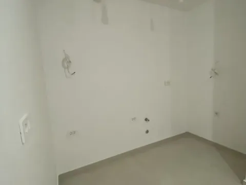 Rent, one bedroom apartment, 45m², New City, Podgorica - image 7