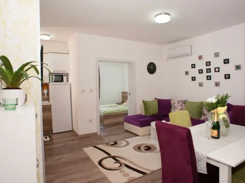 Izdavanje, jednosoban stan, 42m², Bečići, Budva - image 2