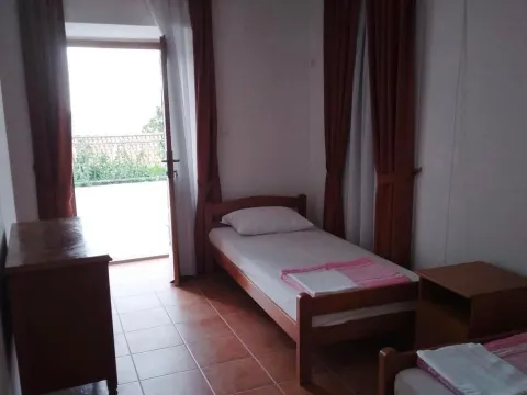 Rent, house, 70m², Pržno, Budva - image 11