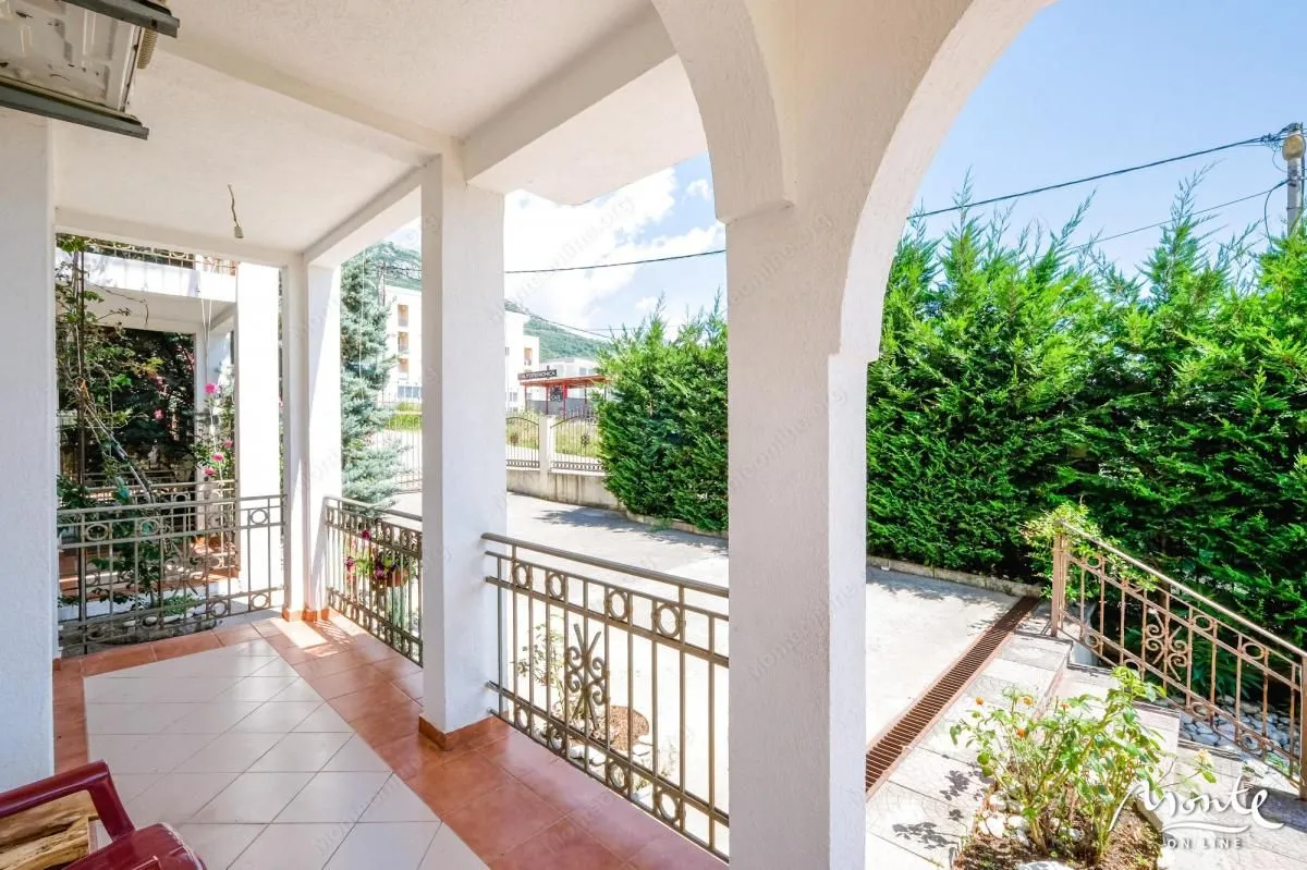 Sale, house, 410m², Sutomore, Bar